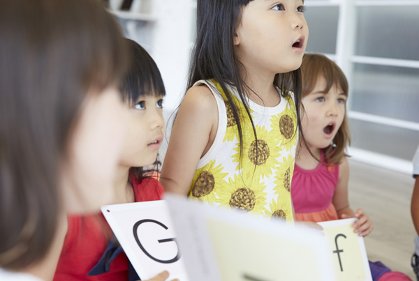 幼児/学童英語事業